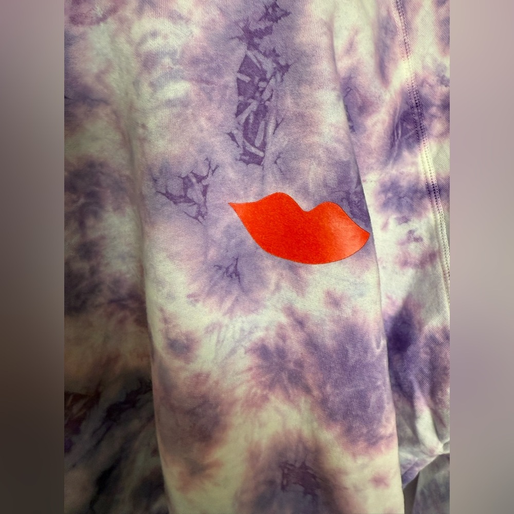 Brand New Claire V Poppy Tie Dye XL Crew Neck Sweater purple SO SOFT ๐ - Picture 10 of 13